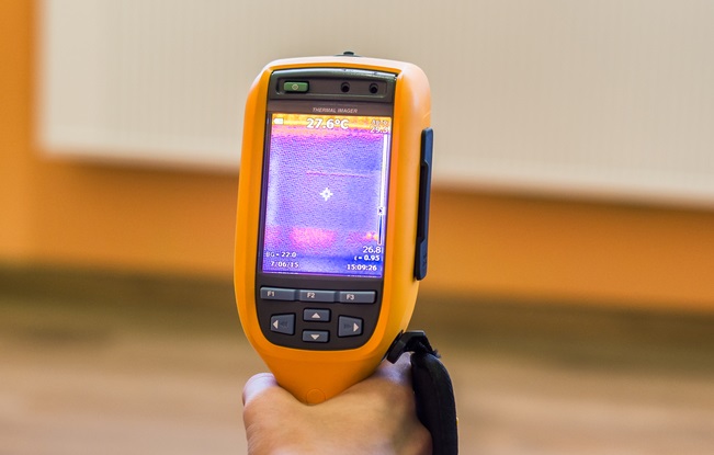 Riscaldatori a noleggio aiutano nell’analisi termografica di un blocco di uffici