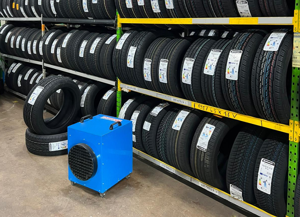 Noleggio riscaldatori per un centro automobilistico modenese