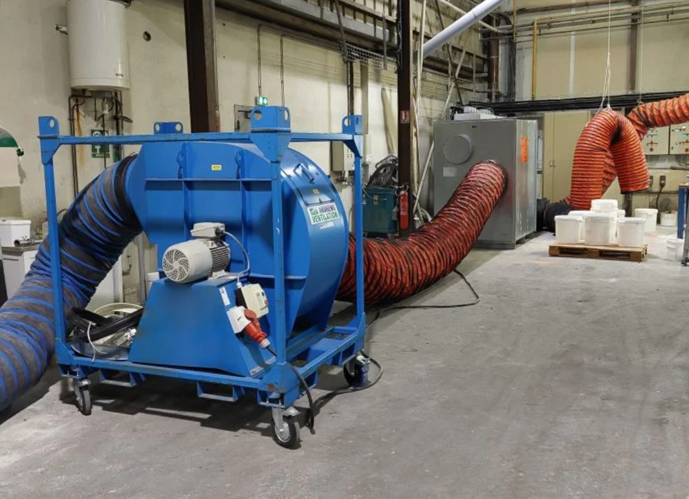 Noleggio estrattore d’aria per una linea di produzione